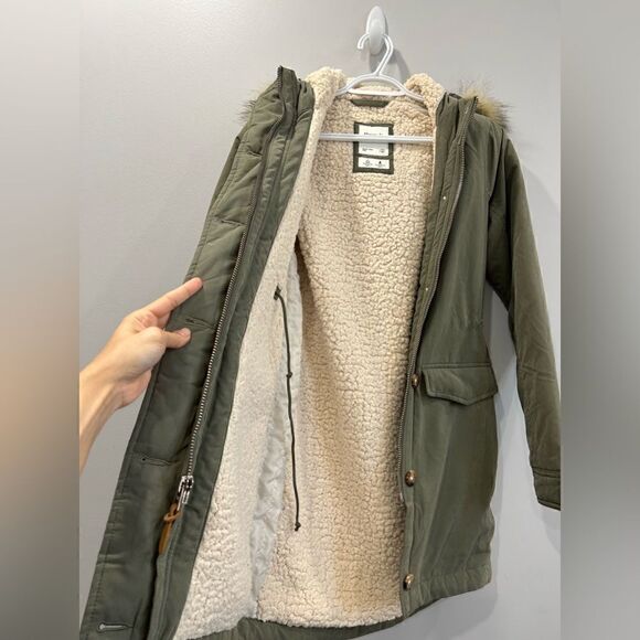 Abercrombie & Fitch Winter Olive Green Parka - Picture 3 of 16